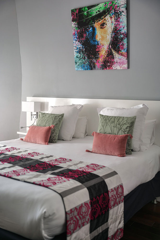 chambre_superieure_hebergement_3_etoiles_hotel_le_manoir_charente_maritime